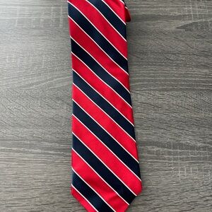 TOMMY HILFIGER Silk Tie Necktie Navy Blue/Red Stripes 59x 3.5 " Made in USA